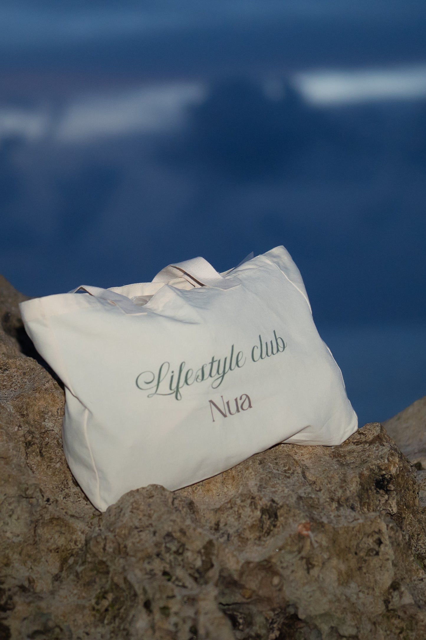NUA Lifestyle Club Tote